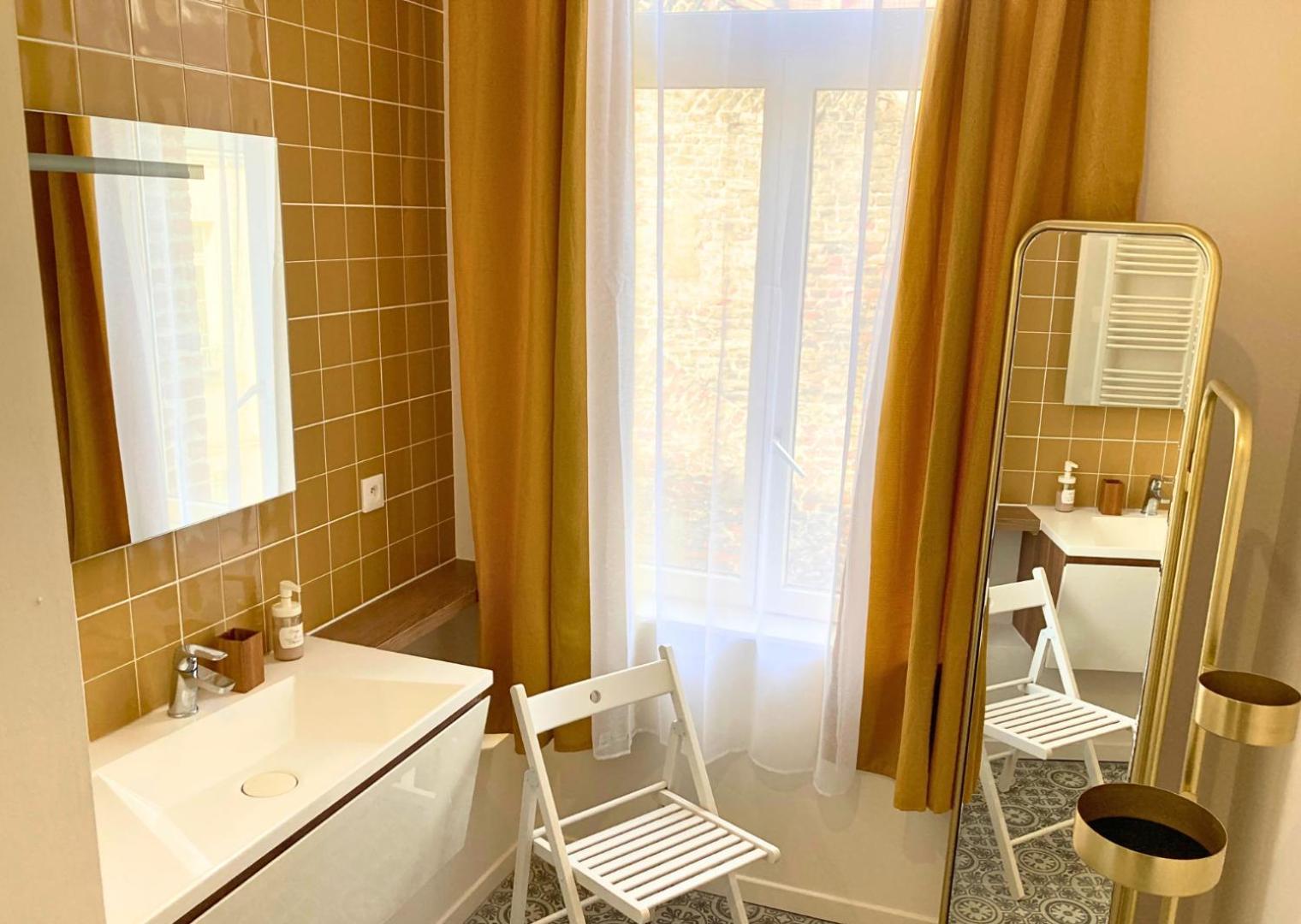 Le Bohemian Chic - 4 Chambres En Hypercentre De Saint-Omer, Ideal Pour Les Groupes Сент-Омер Экстерьер фото